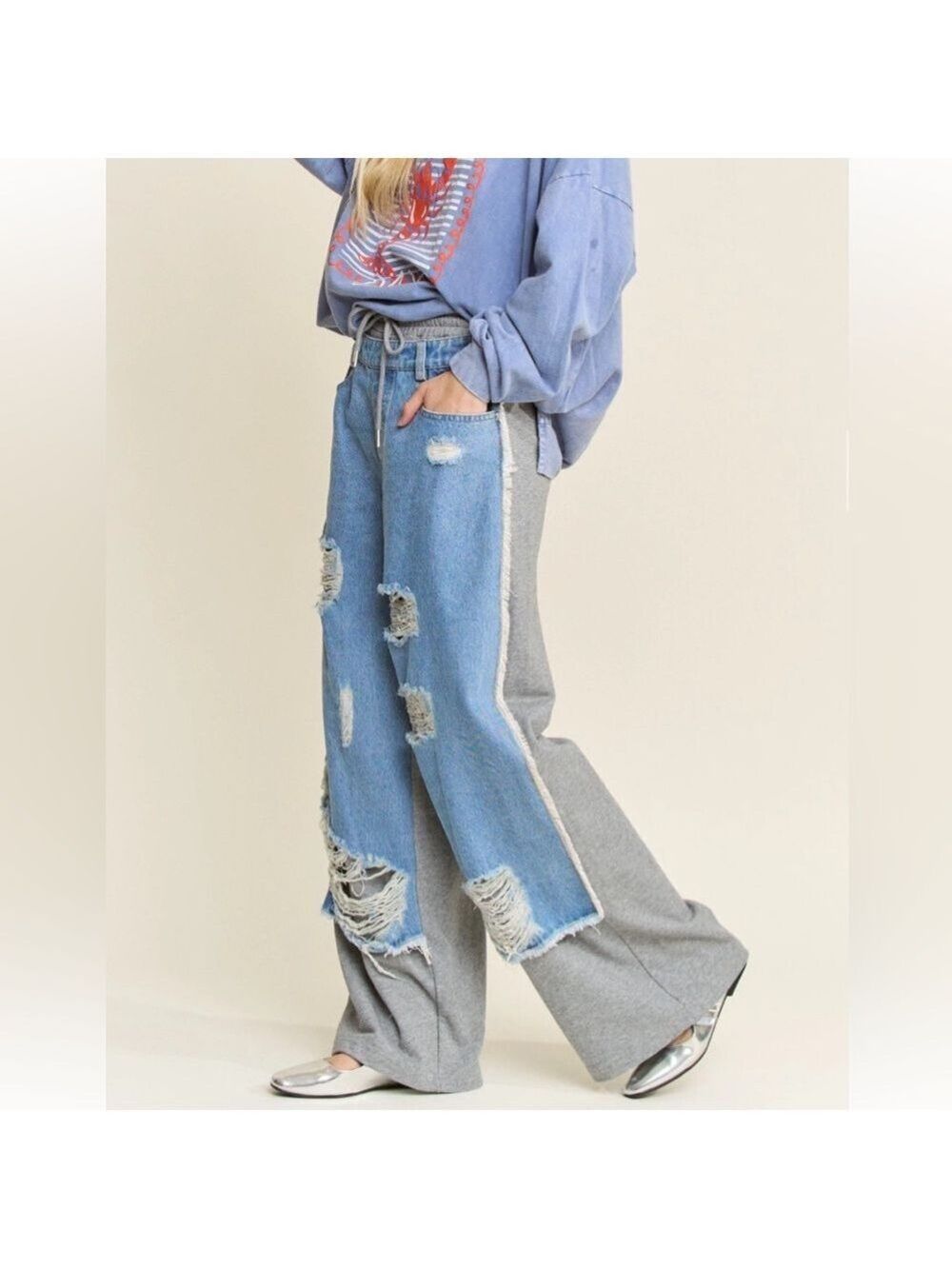 Distressed Two-Tone Wide Leg Jeans with Knit Side Panels - Light Blue - Picture 4 of 4